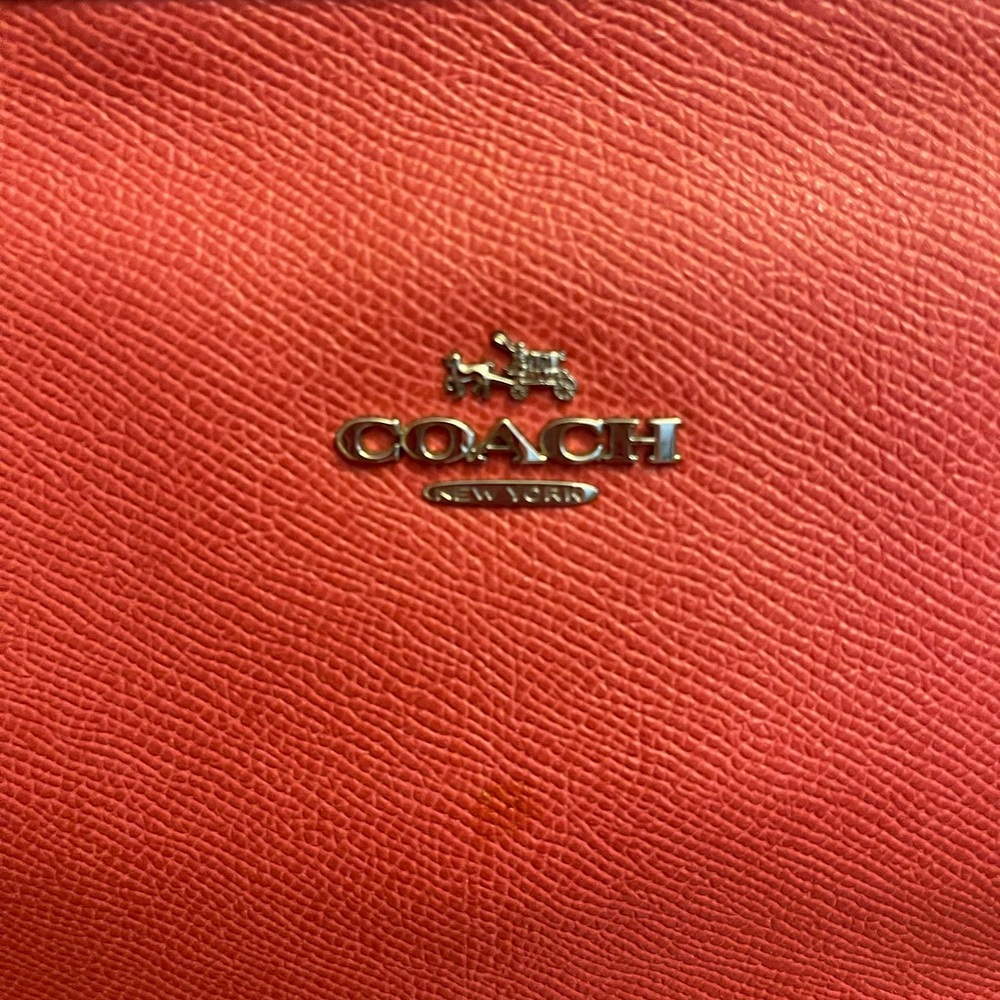 Pink Coach Handbag - Picture 3 of 4